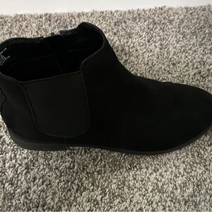Women’s Booties